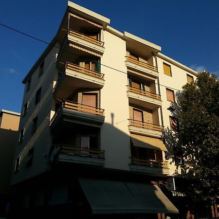 Casa Al Mare Apartamento Albisola Superiore Exterior foto